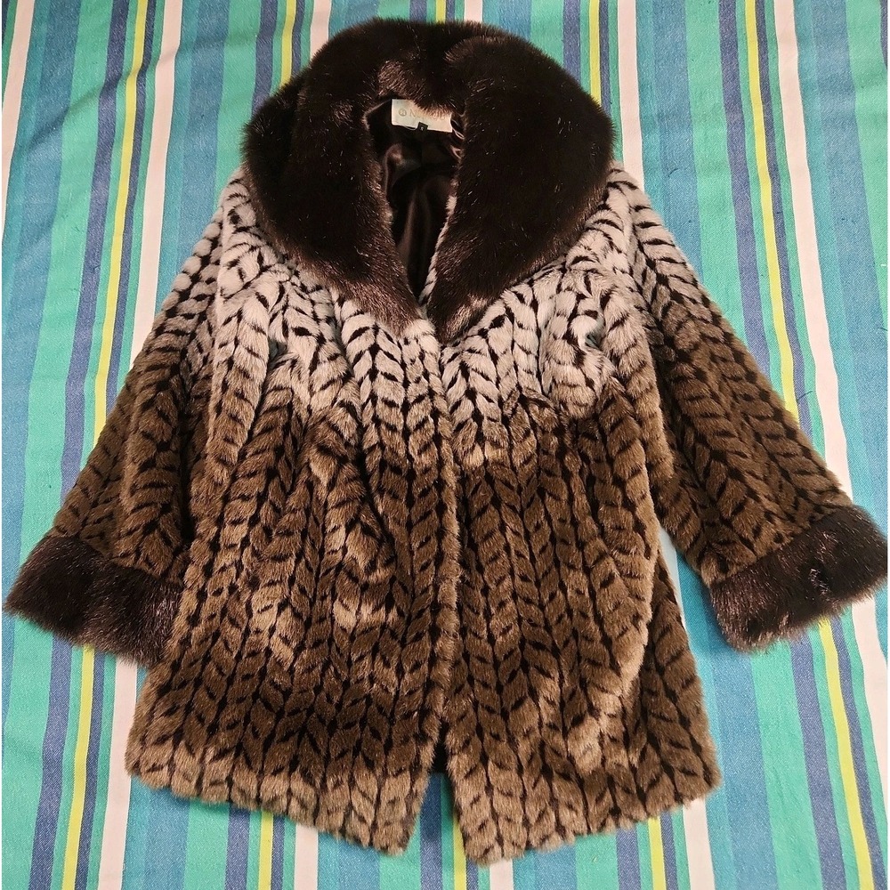 Vintage NuAge Faux Fur Coat Size  Small Canadian Mid Length